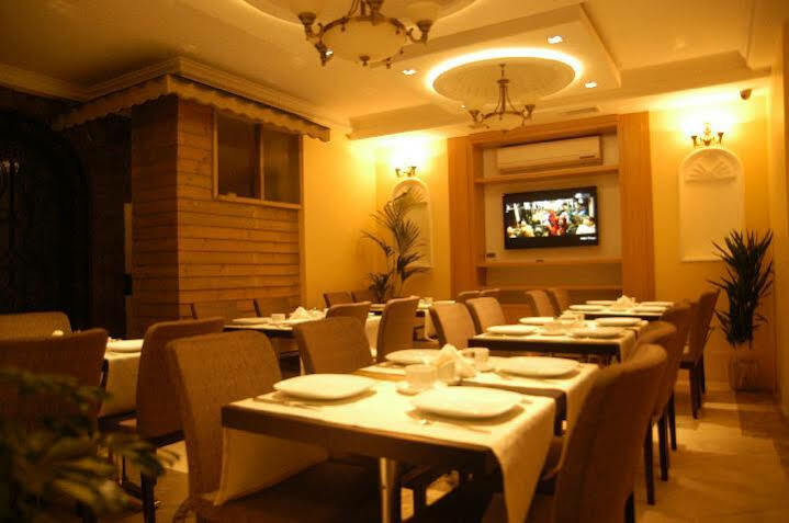 Hotel Bulvar Istanbul Bagian luar foto